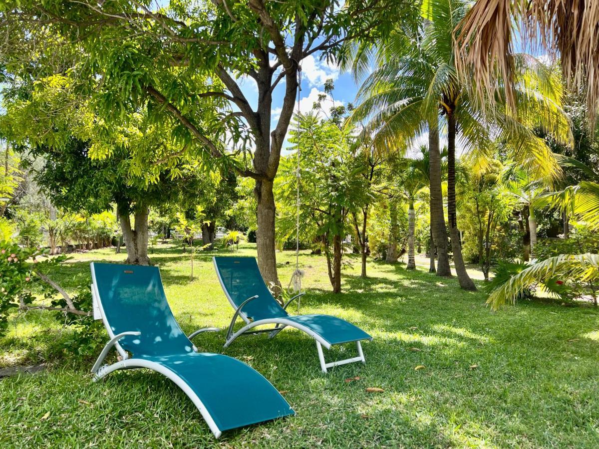 Jolie Creole- Villa Sur Le Lagon La Saline Les Bains Exterior photo